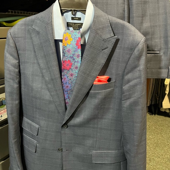 English Laundry Blue Checkered Men's Suit